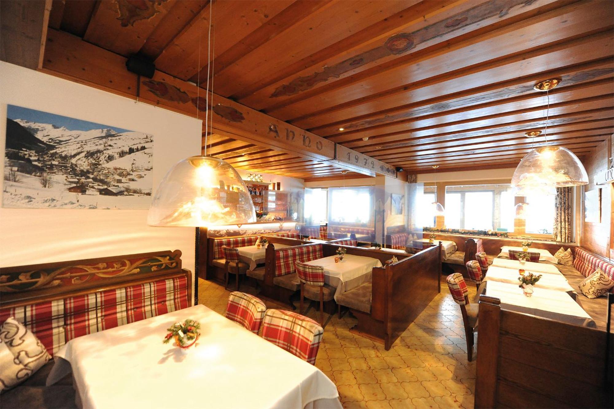 Ski In Ski Out Hotel Unterellmau Saalbach-Hinterglemm Exteriör bild