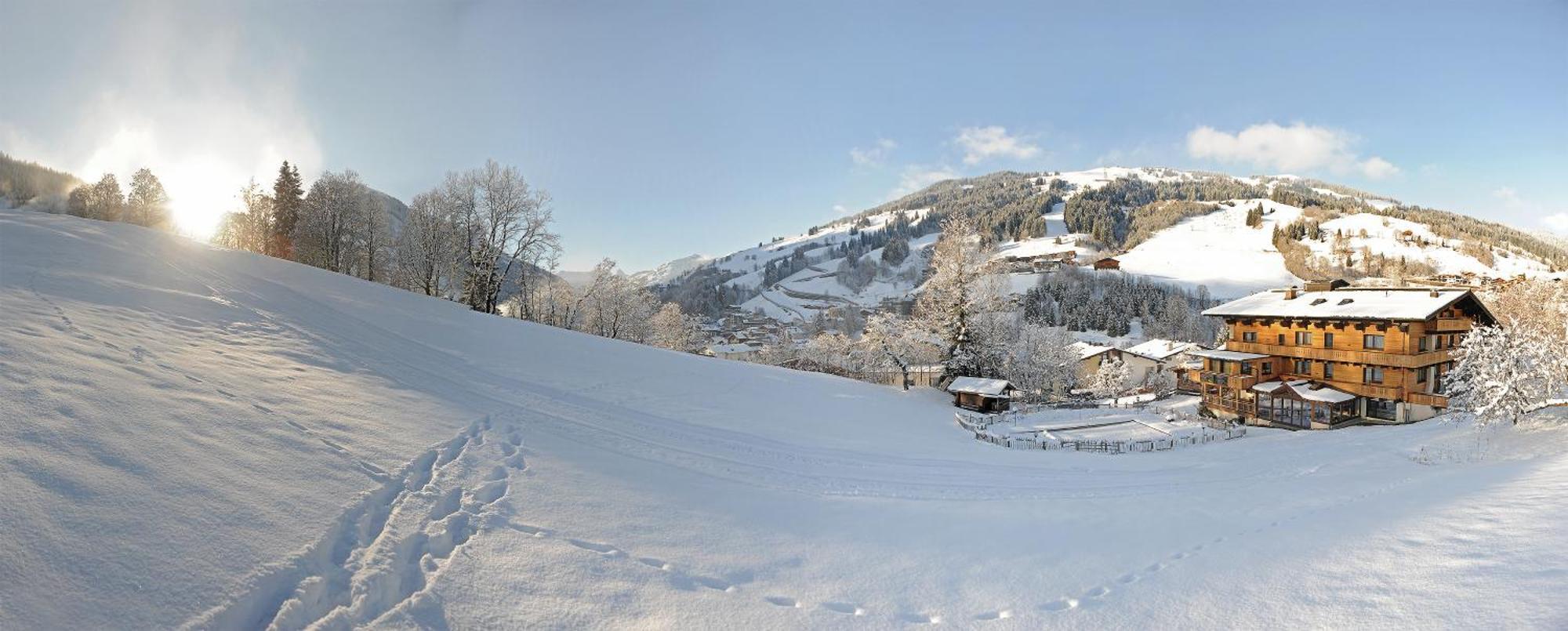 Ski In Ski Out Hotel Unterellmau Saalbach-Hinterglemm Exteriör bild