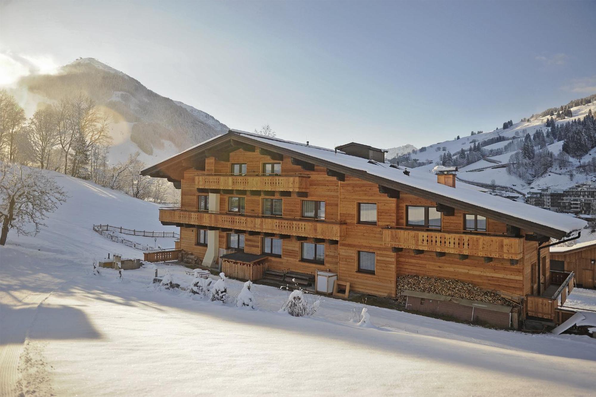 Ski In Ski Out Hotel Unterellmau Saalbach-Hinterglemm Exteriör bild