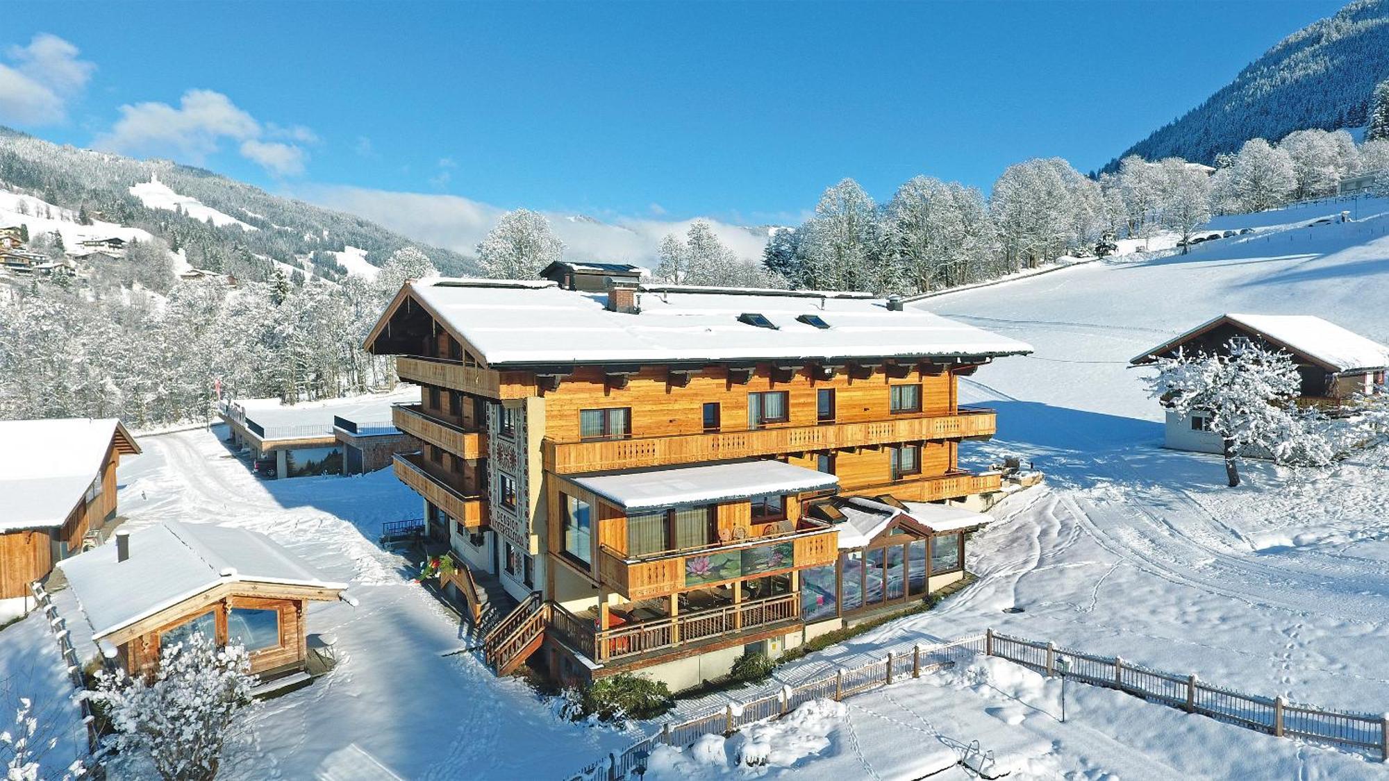 Ski In Ski Out Hotel Unterellmau Saalbach-Hinterglemm Exteriör bild