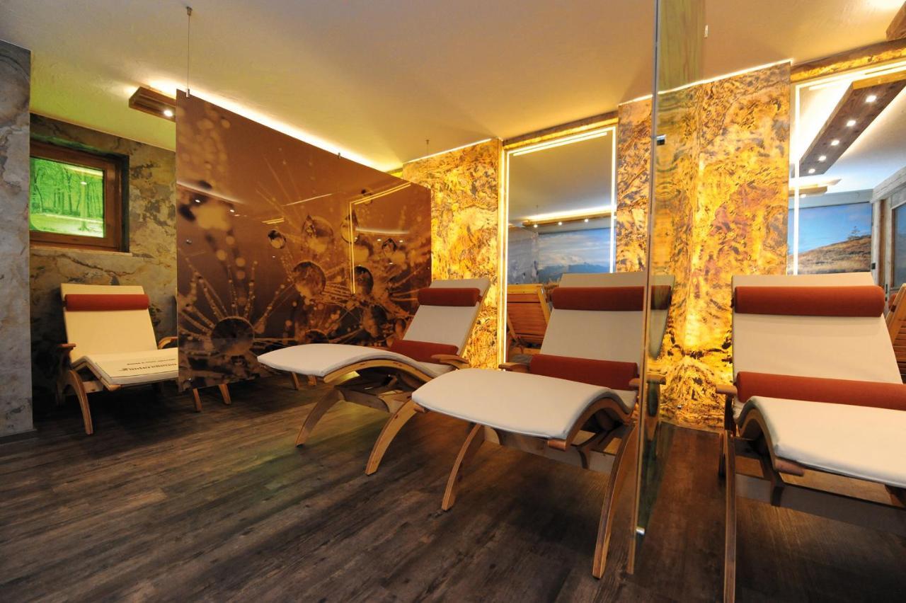 Ski In Ski Out Hotel Unterellmau Saalbach-Hinterglemm Exteriör bild