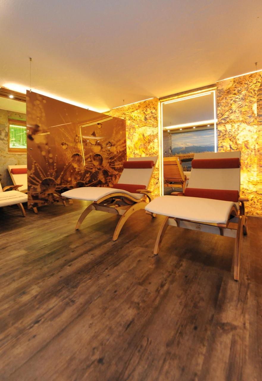 Ski In Ski Out Hotel Unterellmau Saalbach-Hinterglemm Exteriör bild